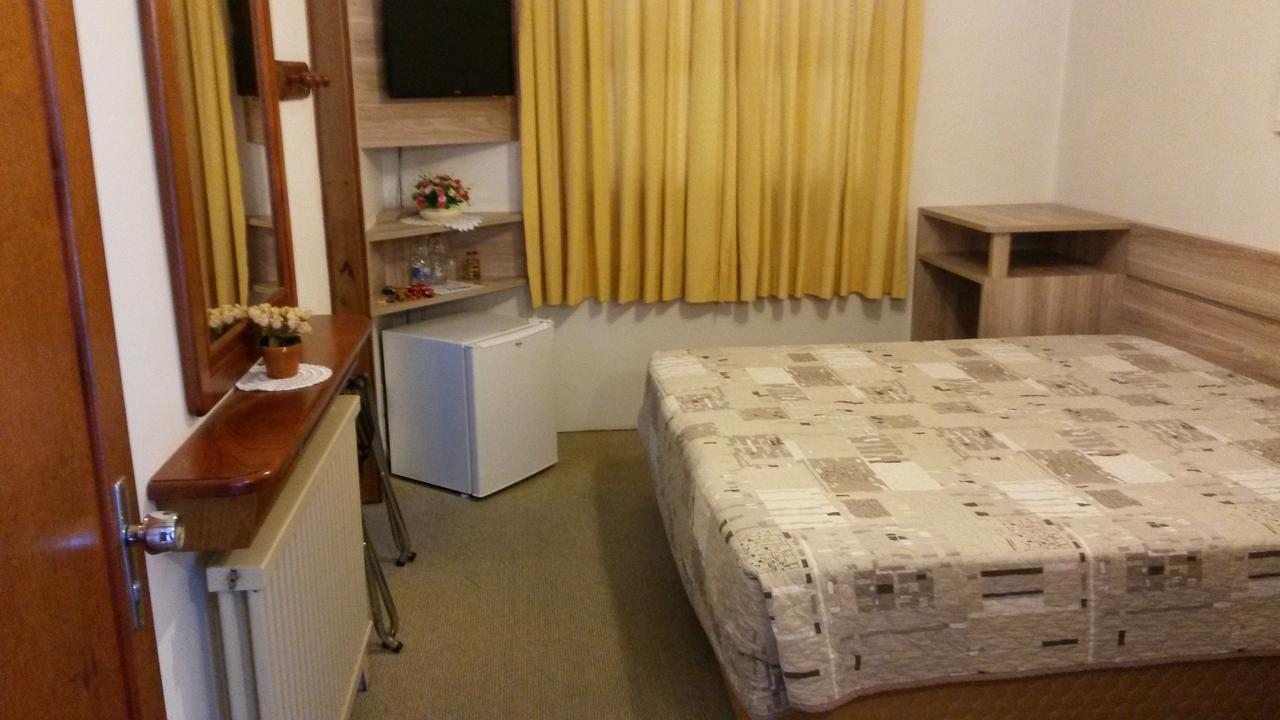 Hotel San Carlos Carlos Barbosa Eksteriør billede